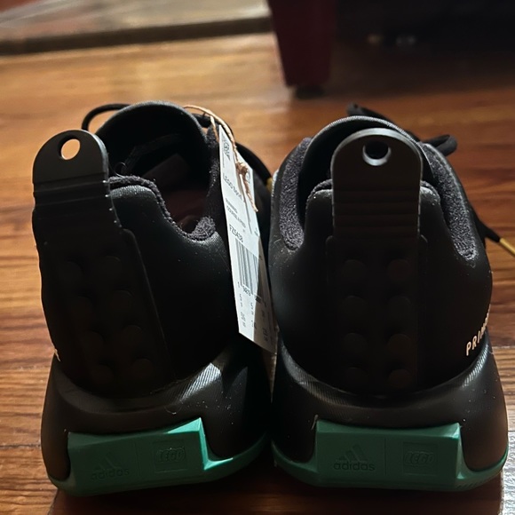 New with tag Lego running shoes 5 1/2 kids - Picture 3 of 7